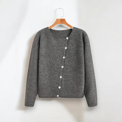 Lova® | Knappstickad Tröja