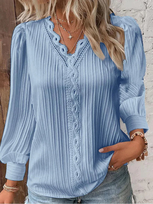 Chiffonbluse mit Spitzendetail